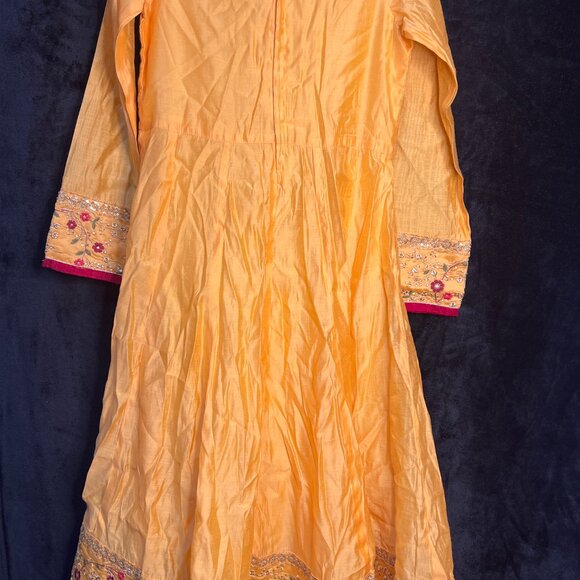 Vibali Yellow Embroidered Anarkali Dress with Gold & Red Floral Details –Size 32 - Picture 4 of 8